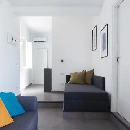 Terrazza Manuela Spagnoli *